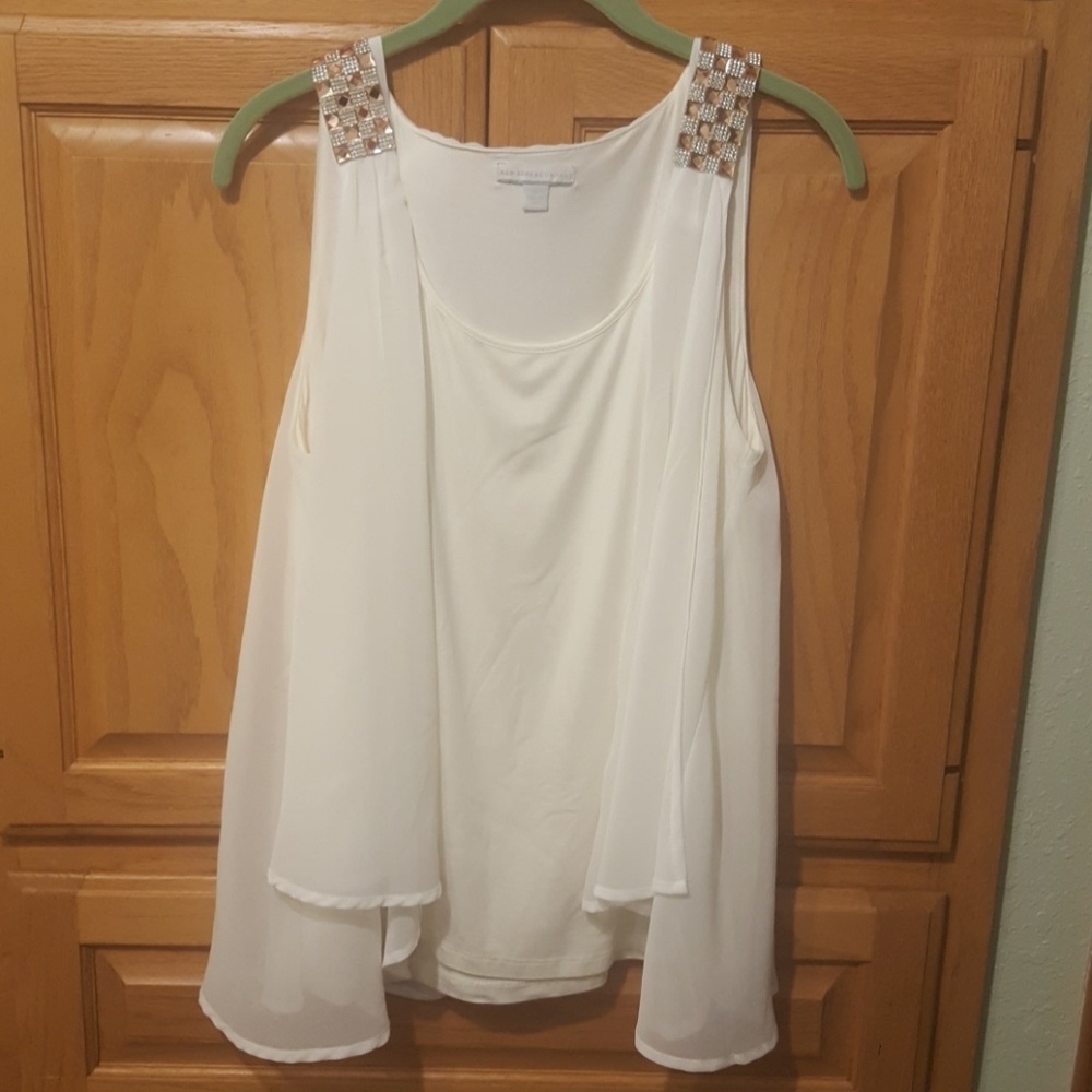 Beautiful Grecian top with sparkle shoulder accent